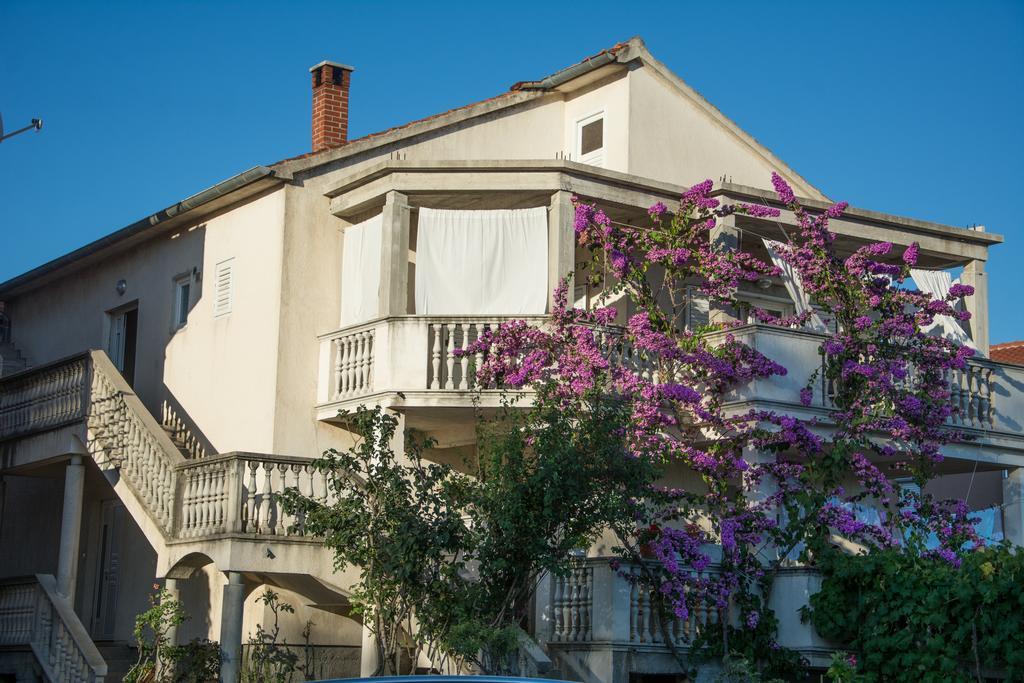 Apartment Klara Biograd Na Moru Exterior foto