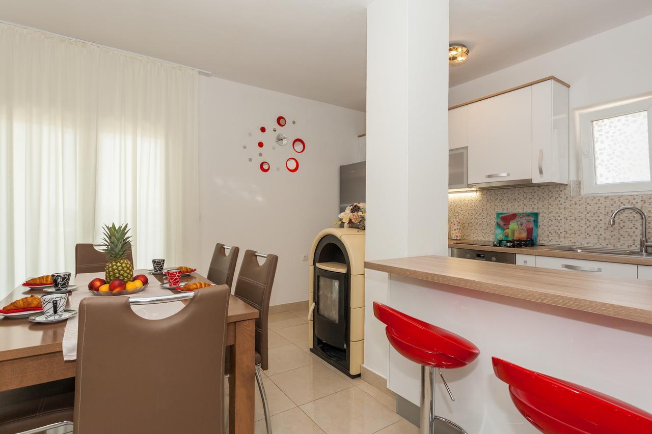 Apartment Klara Biograd Na Moru Exterior foto