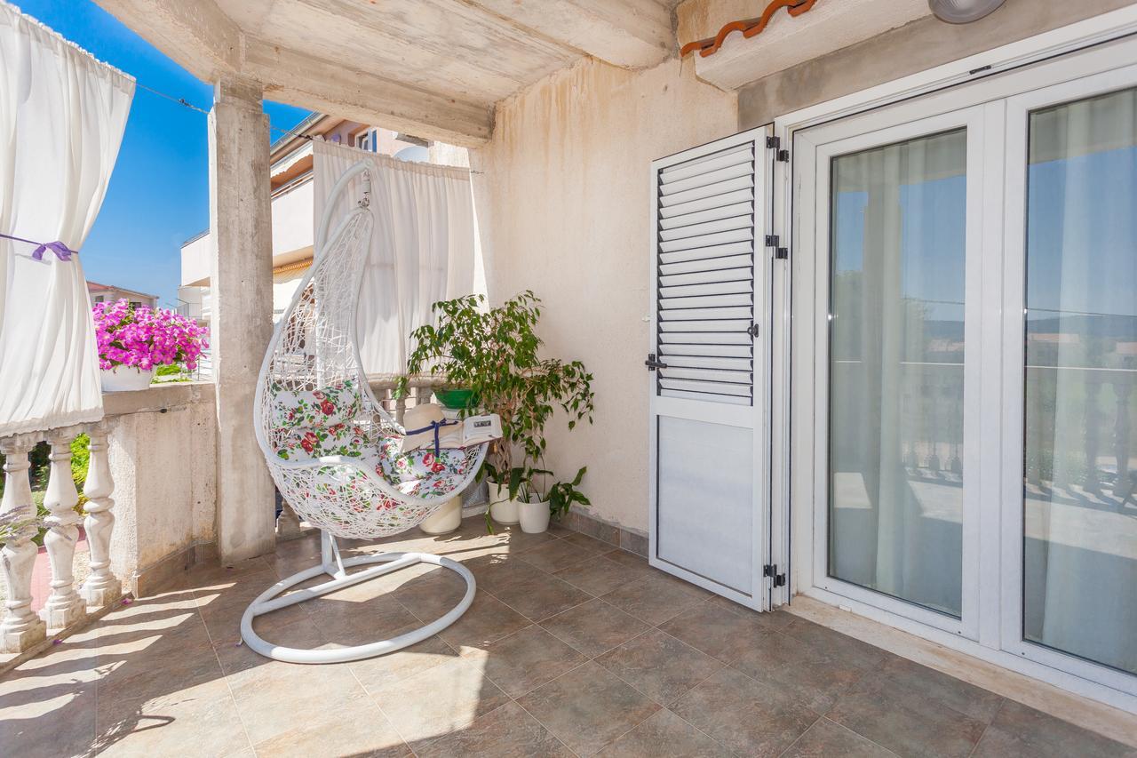 Apartment Klara Biograd Na Moru Exterior foto